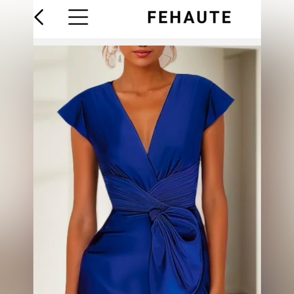 Elegant Blue Evening Gown - Picture 2 of 2